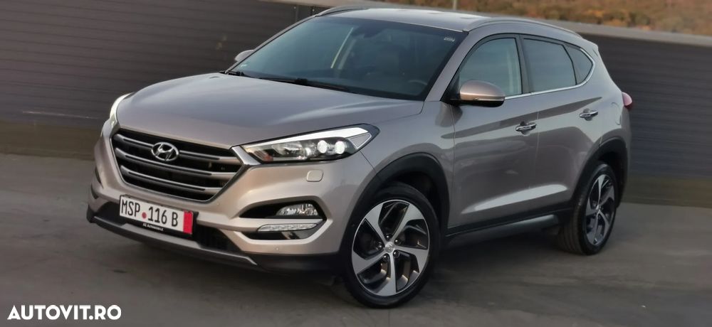 Hyundai Tucson 2.0 CRDI 4WD Automatik Premium - 3