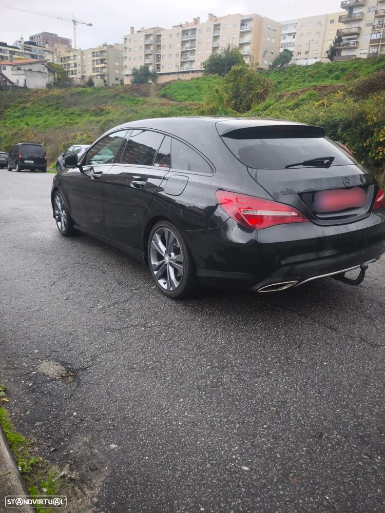 Mercedes-Benz CLA 180 d Shooting Brake AMG Line - 4