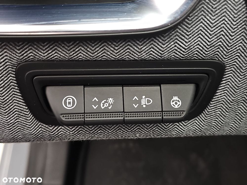 Renault Clio 1.0 TCe Techno Xtronic - 12