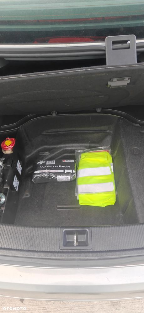 Mercedes-Benz Klasa C 200 CDI DPF Automatik - 24
