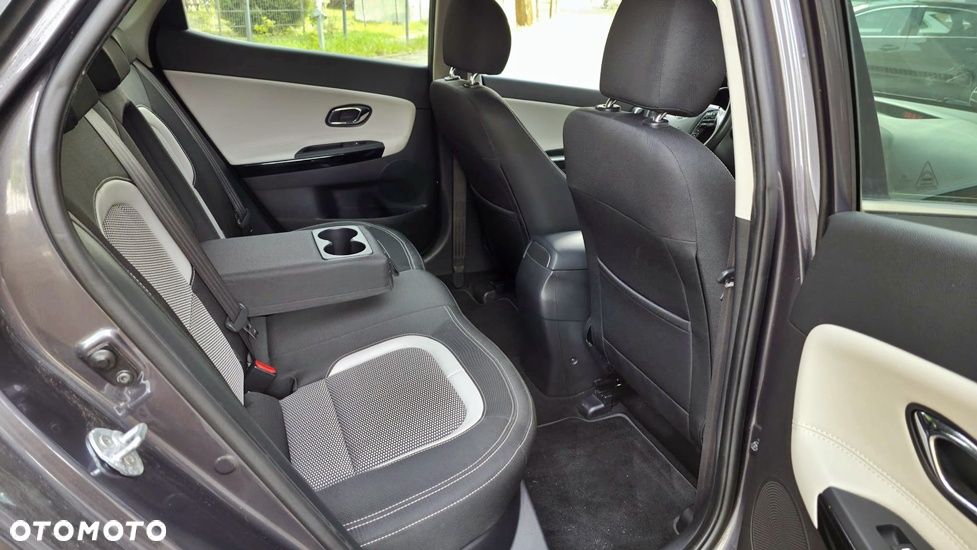 Kia Ceed 1.6 CRDi 136 ISG Spirit - 25