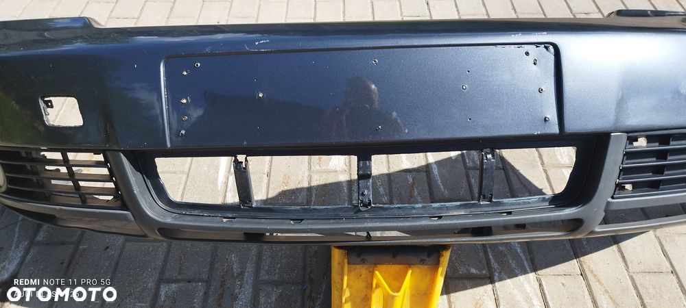 Zderzak Przód LX7Z Audi A4 B6 2.5 Kombi 2002 rok Części Blask Gołdap - 3