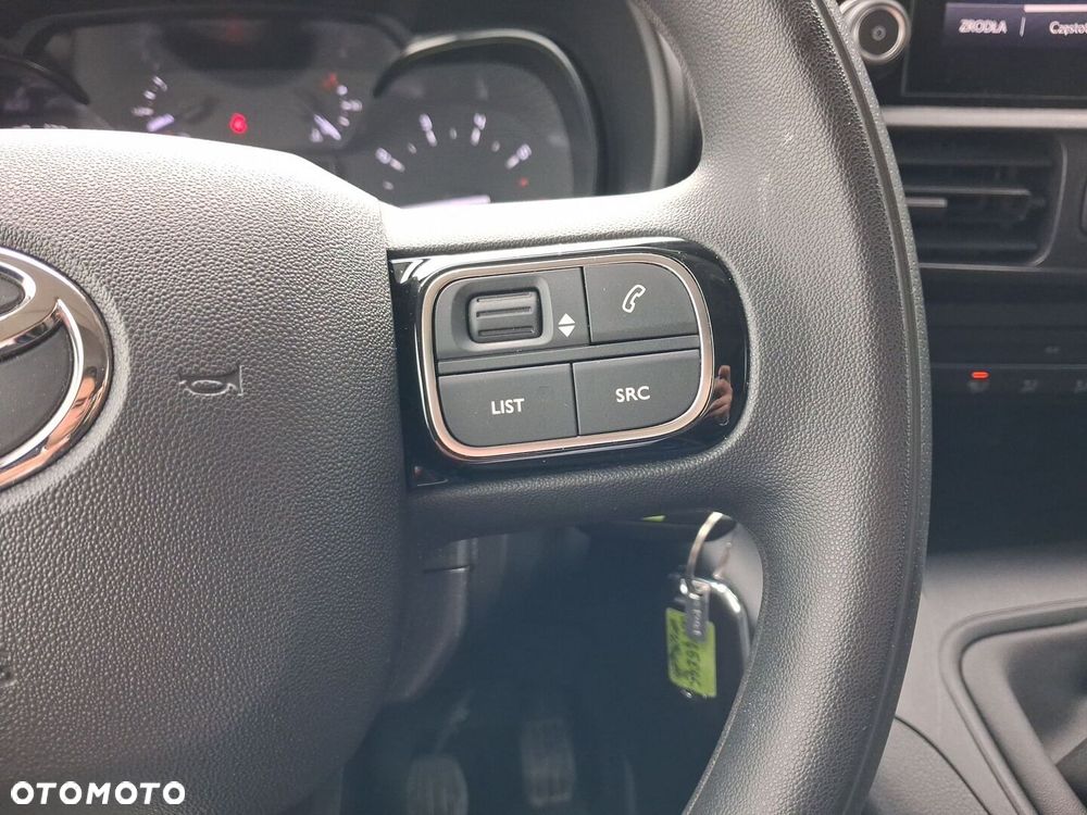 Toyota Proace City - 21