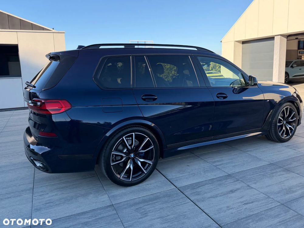 BMW X7 xDrive40d mHEV - 12