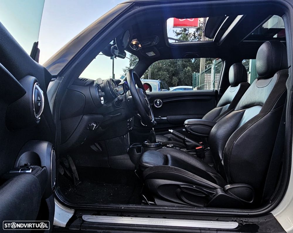 MINI 3 Portas Cooper D Metropolitan - 25