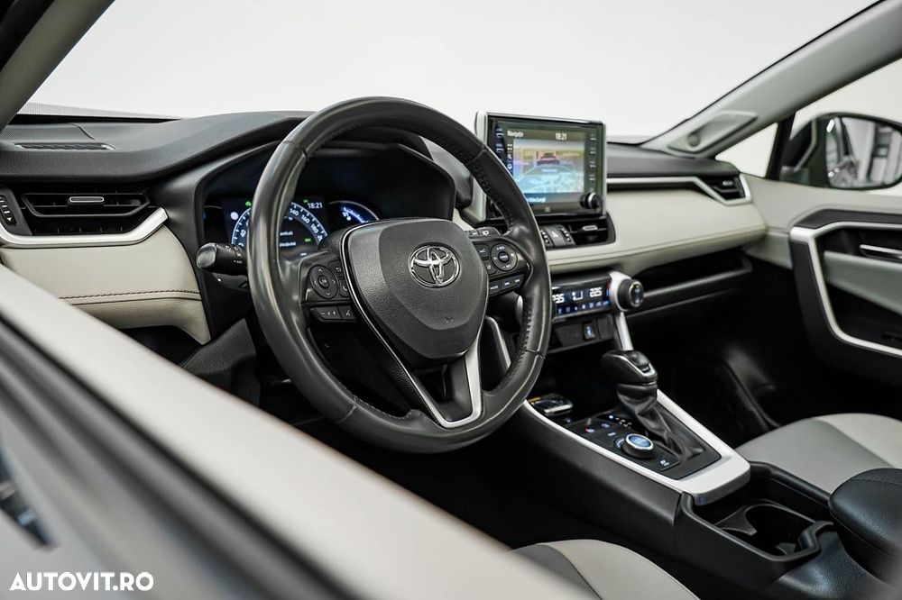Toyota RAV4 ver-2-5-hybrid-vvt--ie-4x4-luxury-premium - 12