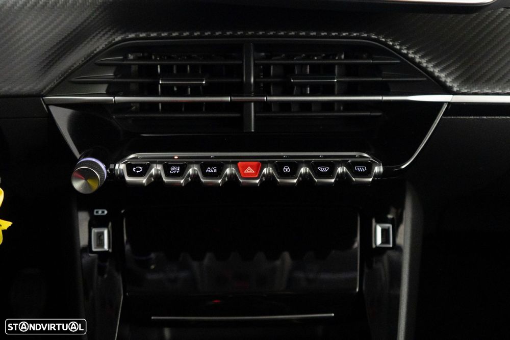 Peugeot 2008 1.2 PureTech Allure Pack - 23