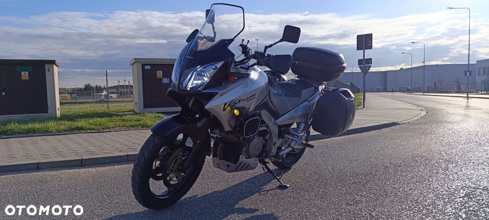 Suzuki V-STROM - 2
