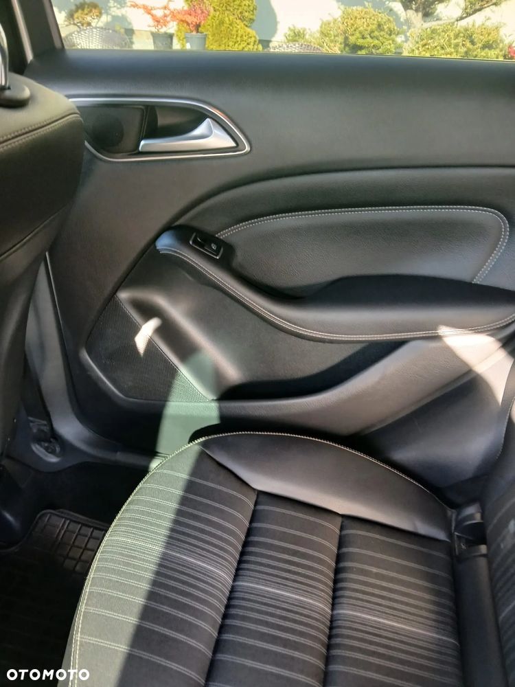 Mercedes-Benz Klasa B 180 CDI - 10