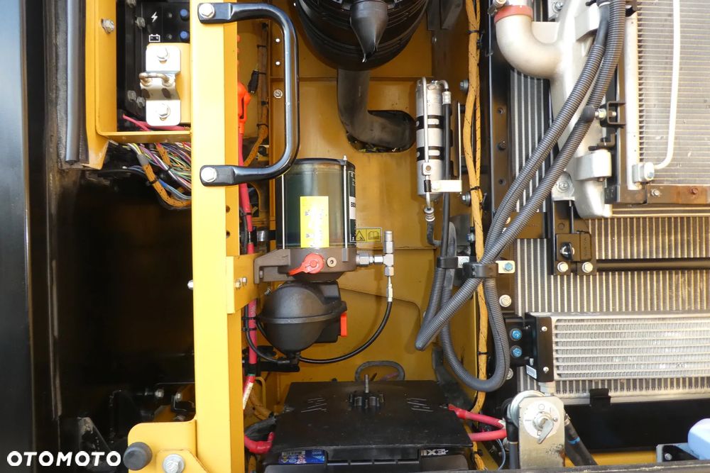 Caterpillar 323 EL Z NIEMIEC DWIE ŁYŻKI - 15