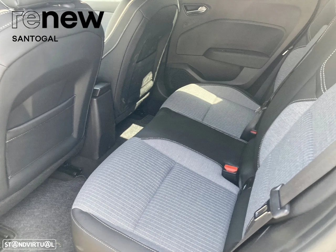Renault Clio 1.0 TCe Techno Bi-Fuel - 15