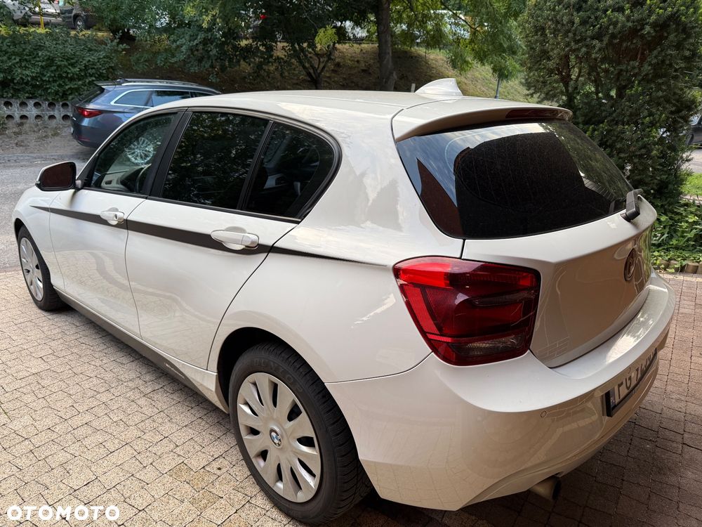 BMW Seria 1 116d - 4