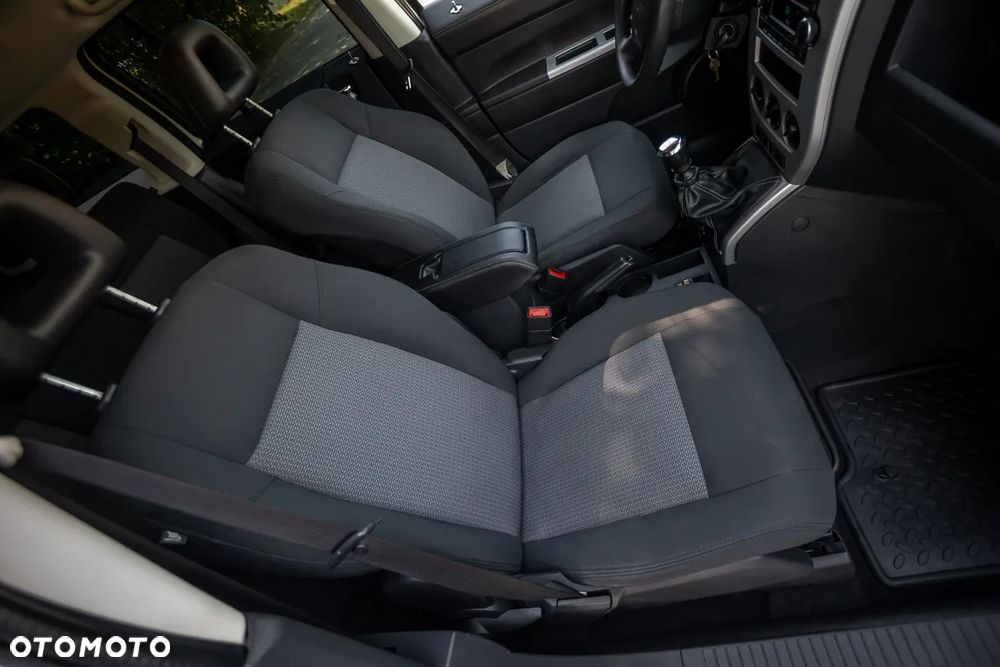 Jeep Patriot - 29