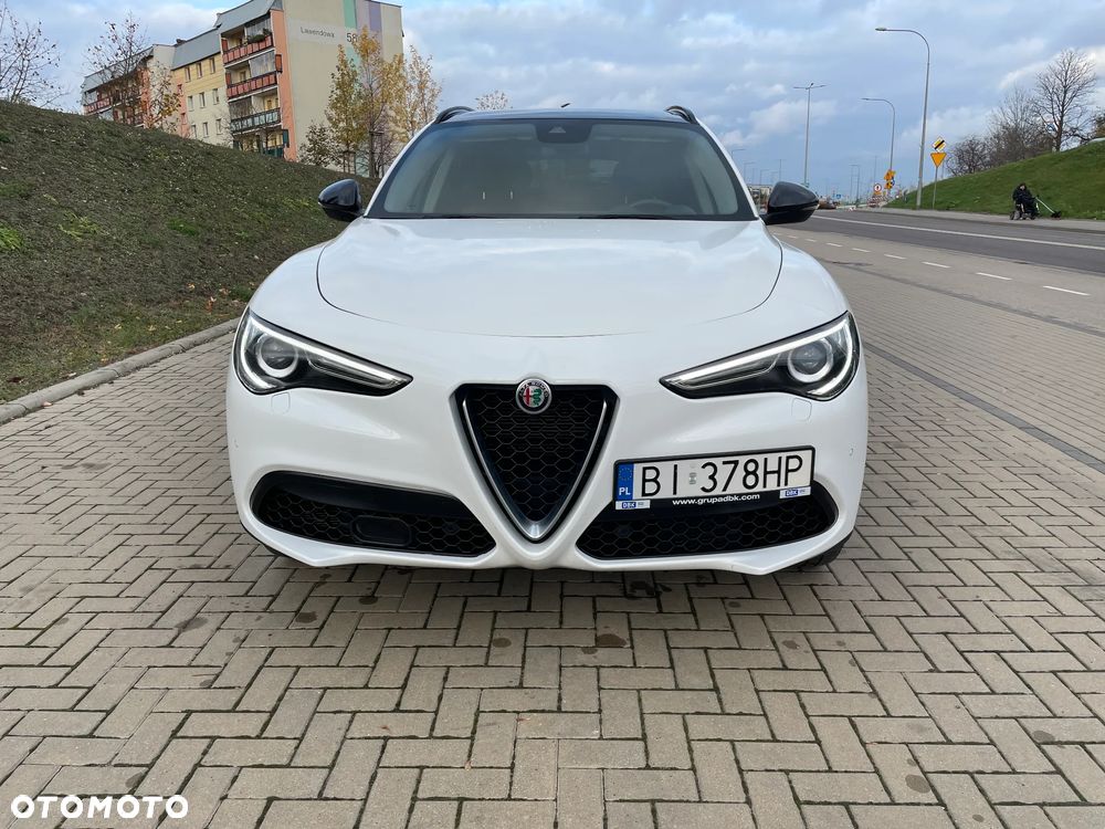Alfa Romeo Stelvio 2.0 Turbo TI Q4 - 8