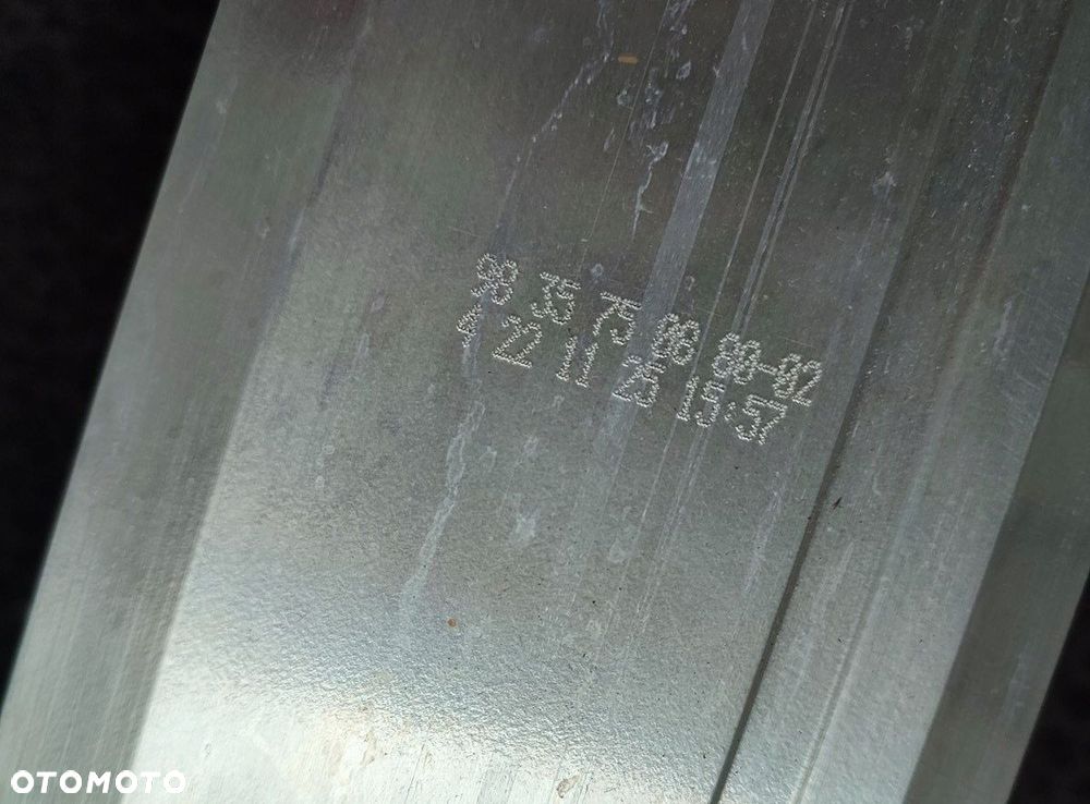 Belka tył tylna 9835750880 Peugeot 5008 II 2 Opel Grandland X 17- - 2