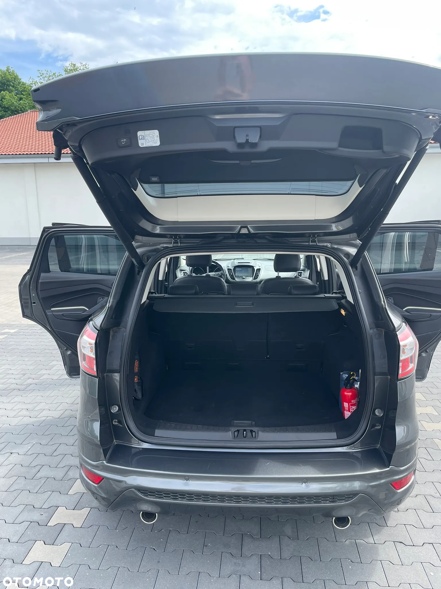 Ford Kuga 2.0 TDCi 2x4 Vignale - 19