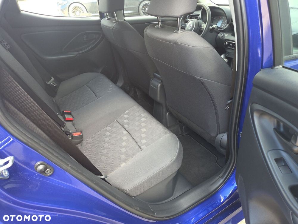 Mazda 2 - 16