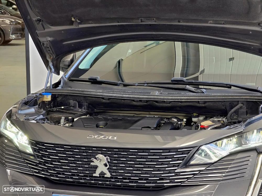 Peugeot 3008 1.6 Hybrid Allure e-EAT8 - 43