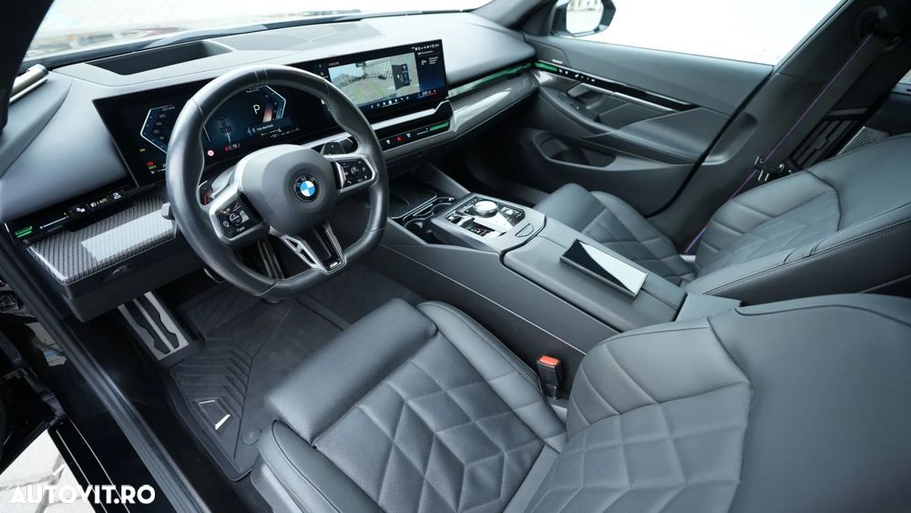 BMW Seria 5 520i AT MHEV - 18