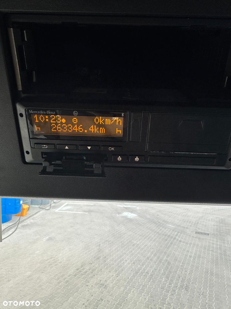 Mercedes-Benz Actros 450 - 9