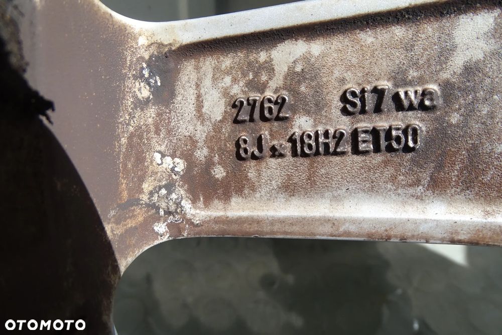 Mercedes C Klasa W204 Felgi z oponami 8,5Jx18, 8Jx18 ET50 ET54 A2044019802 A2044019902 - 12