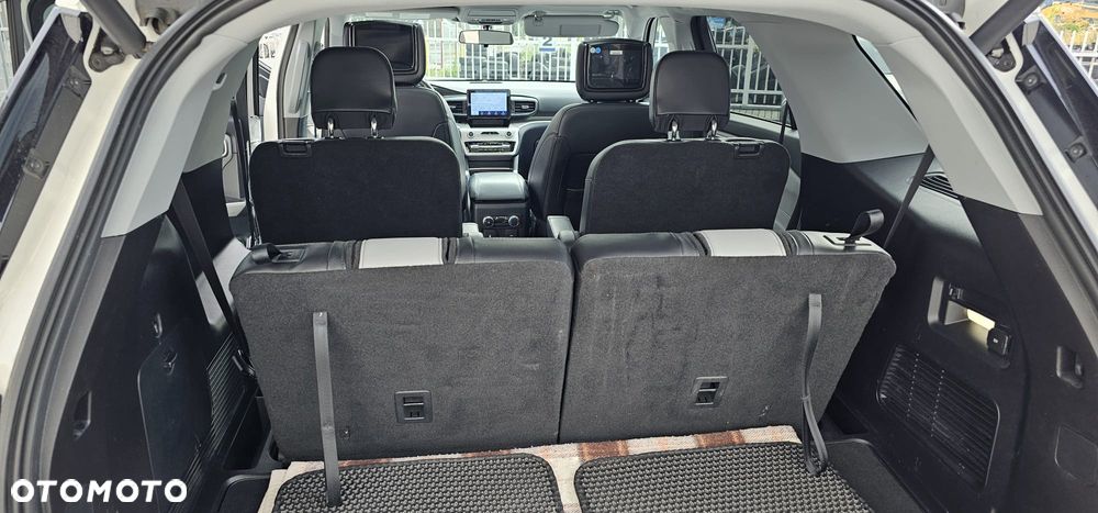 Ford Explorer - 14