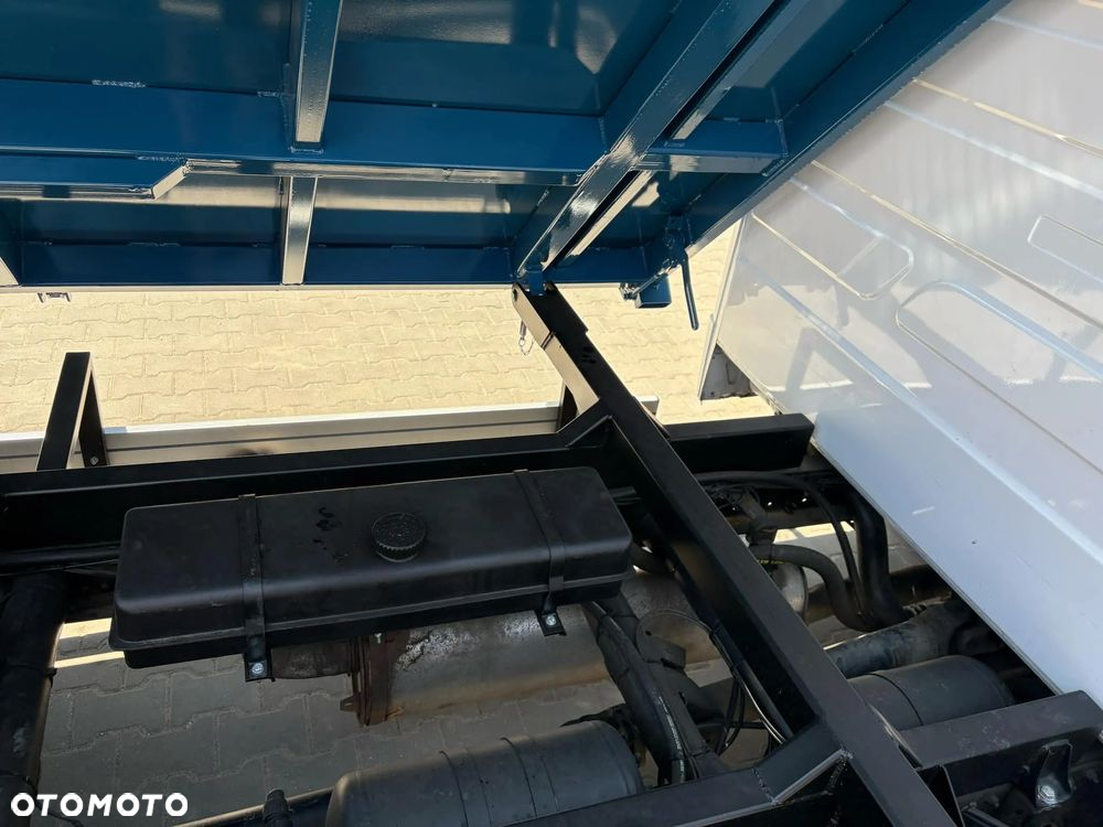 Mercedes-Benz Vario 614 - 14