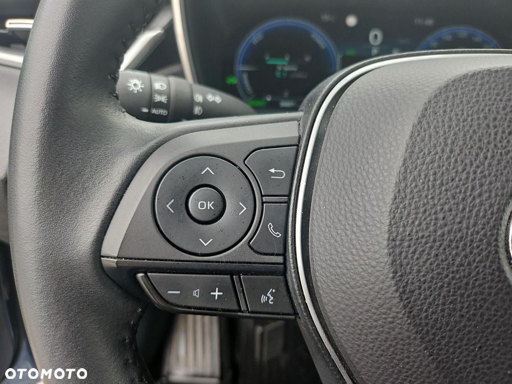 Toyota Corolla 1.8 Hybrid Comfort - 13