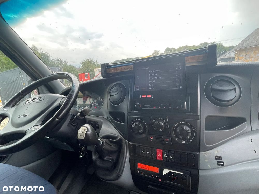 Iveco Daily 35S18 - 18