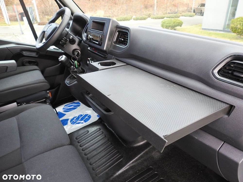 Renault MASTER PLANDEKA 10 PALET TEMPOMAT KLIMATYZACJA LEDY PNEUMATYKA  165KM - 40