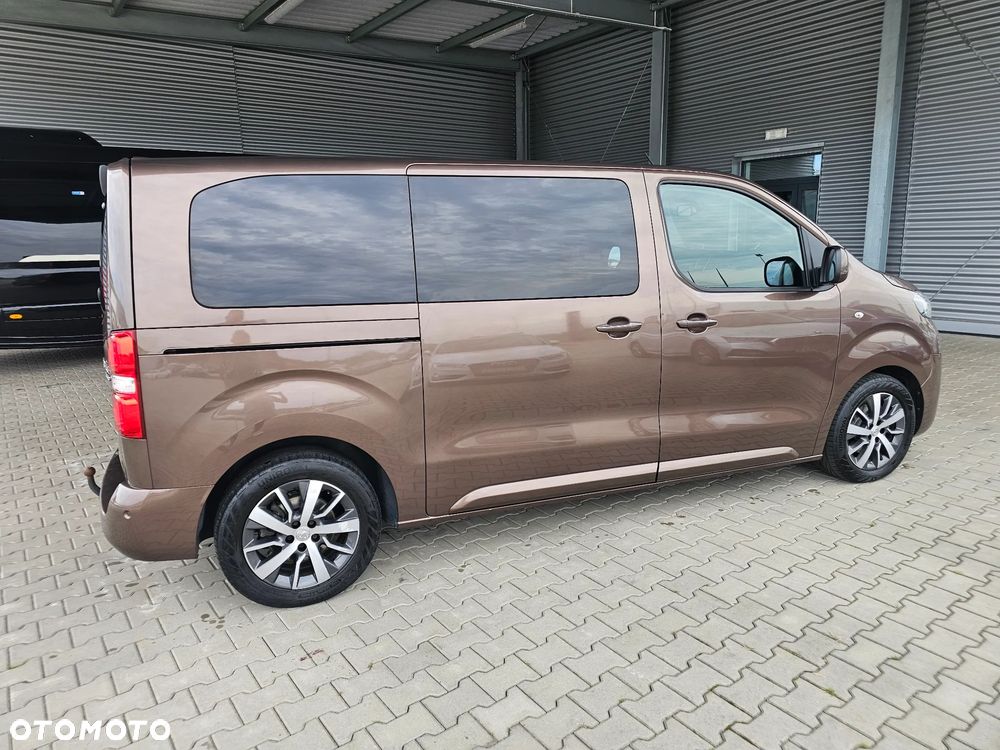 Toyota Proace Verso 2,0-l-D-4D L1 (7-Si.) Autm Executive - 5