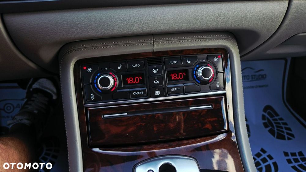 Audi A8 3.7 Quattro - 18