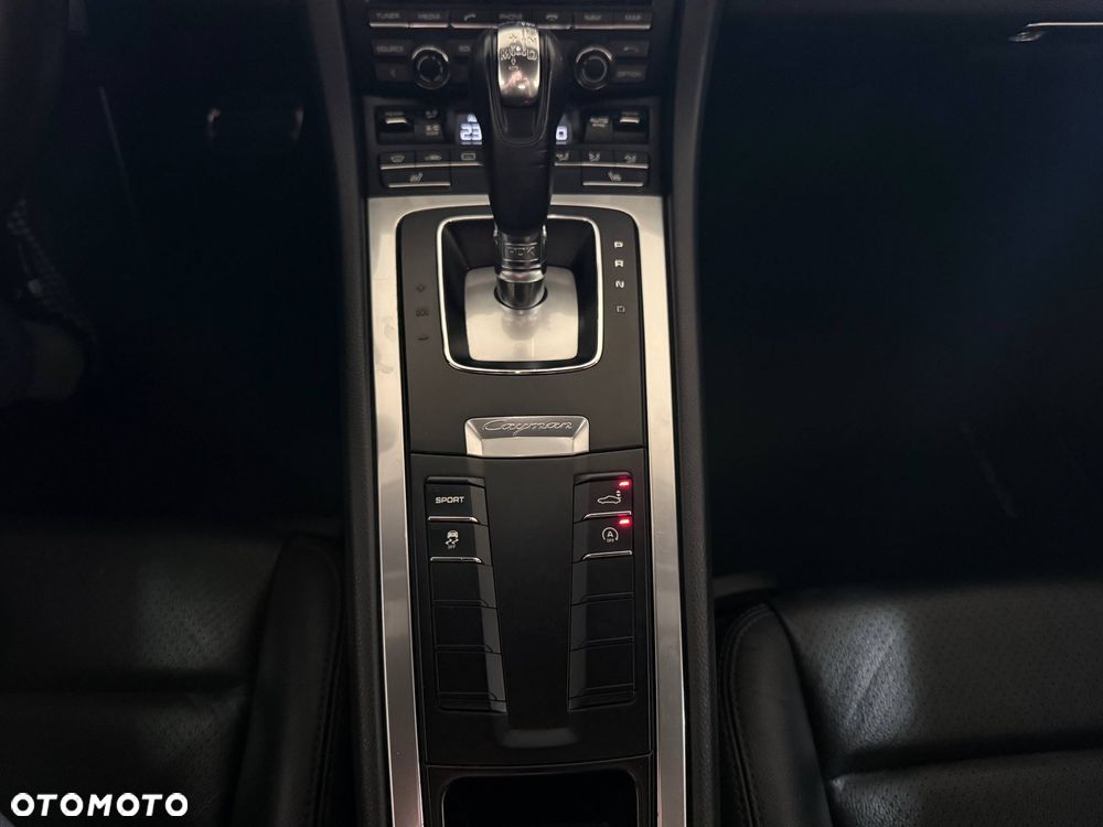 Porsche Cayman PDK - 27