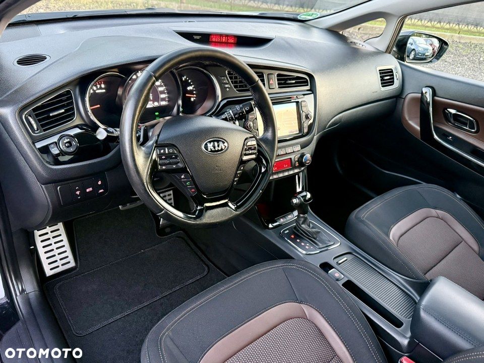 Kia Ceed 1.6 GDI XL DCT - 16