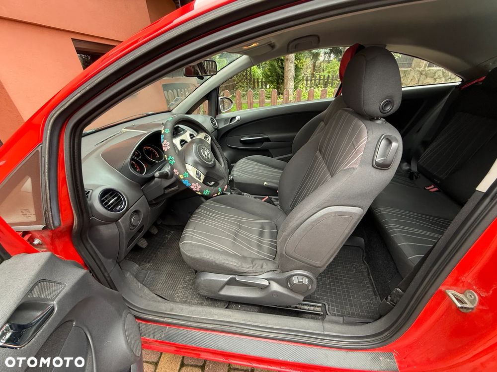 Opel Corsa - 10