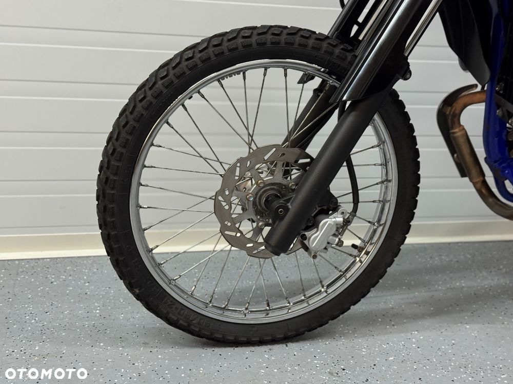 Yamaha WR - 15