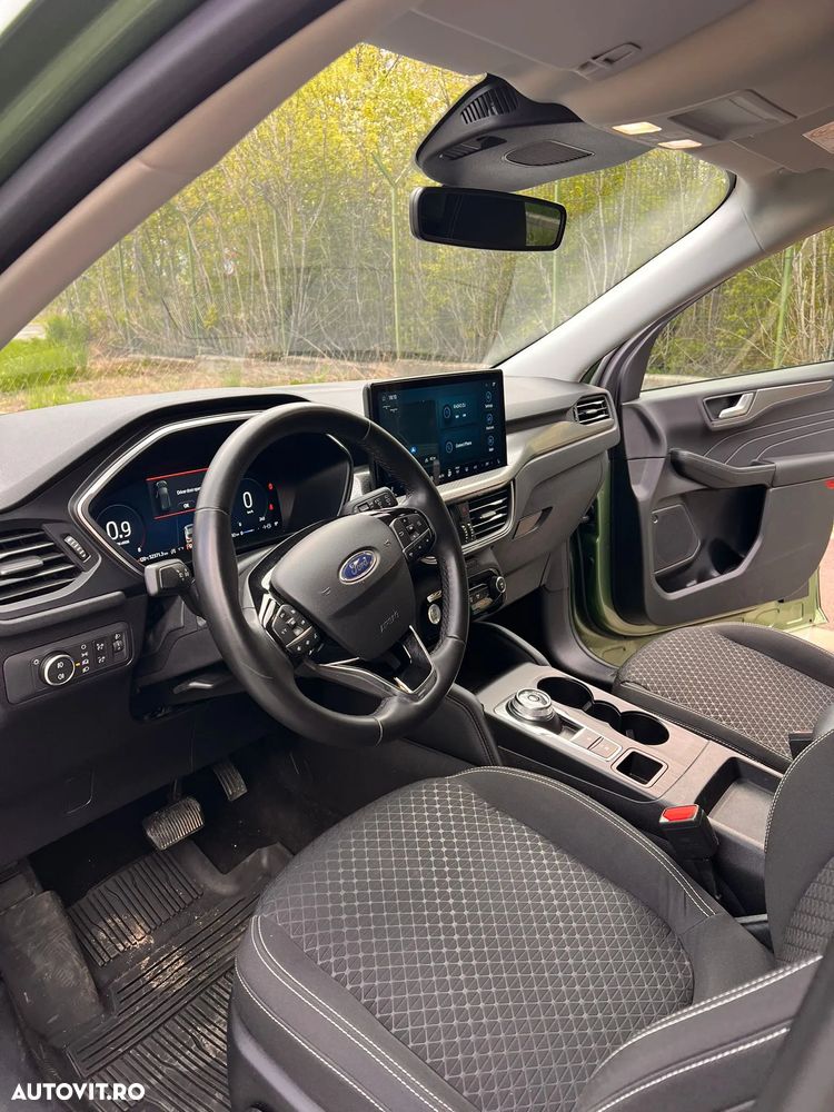 Ford Kuga - 9