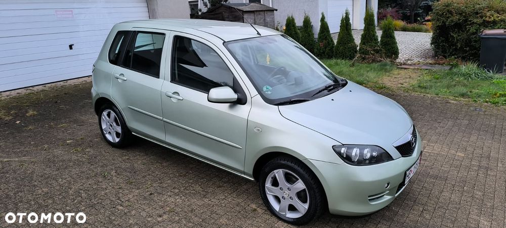 Mazda 2