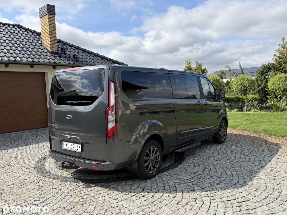 Ford Tourneo Custom - 4