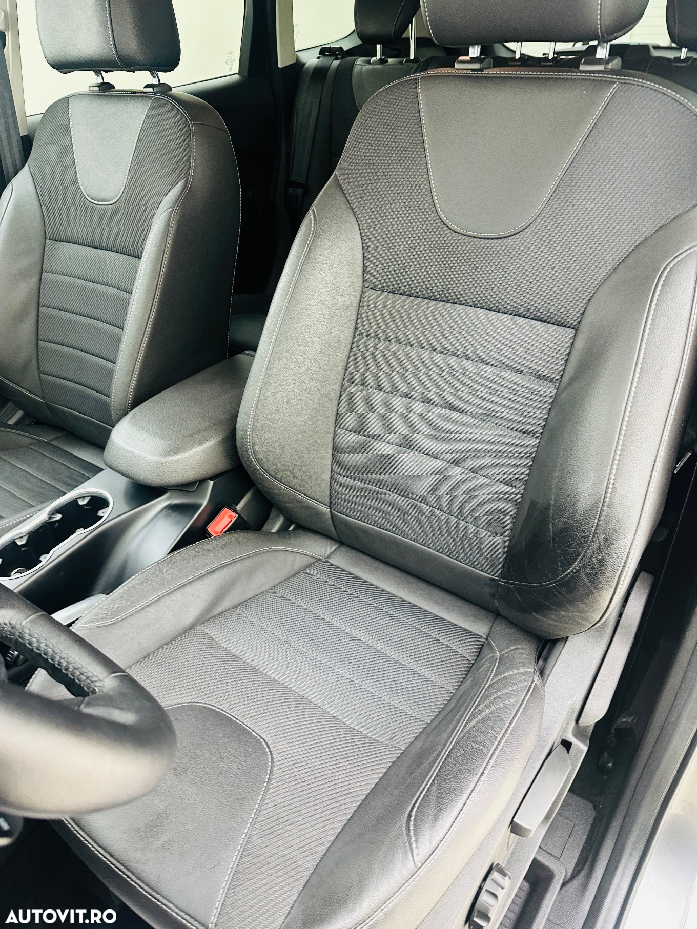 Ford Kuga - 15