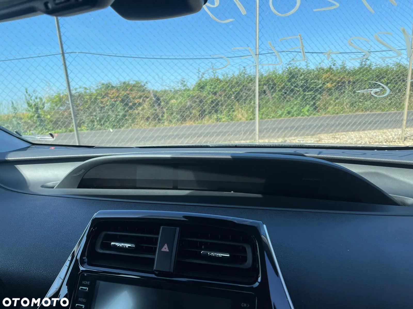 Toyota Prius - 9