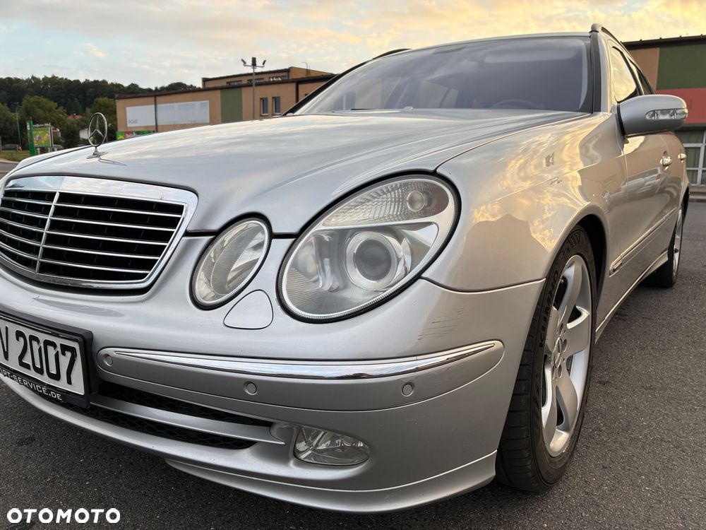 Mercedes-Benz Klasa E 320 CDI T Avantgarde - 10