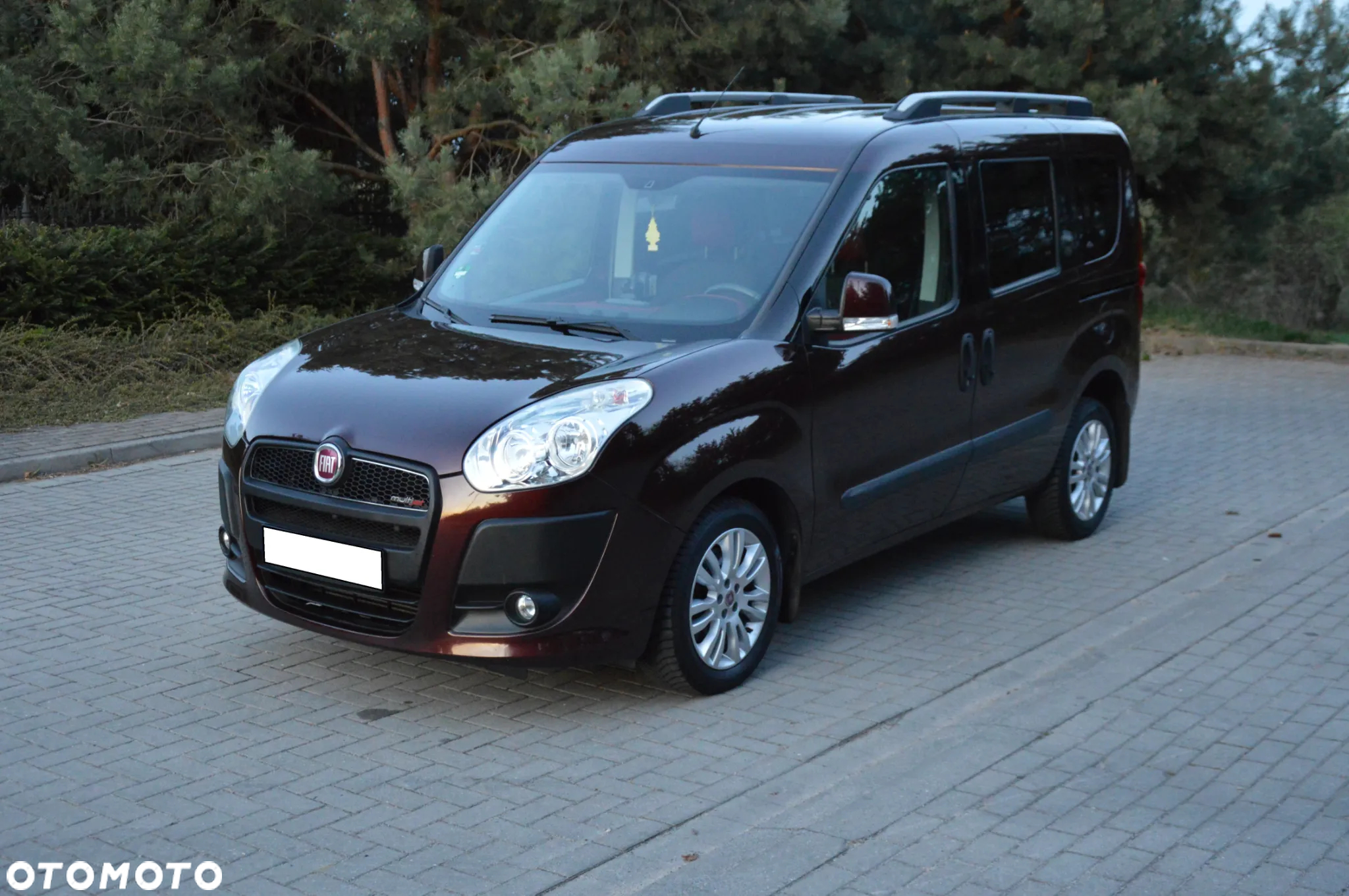 Fiat Doblo 2.0 16V Multijet Emotion - 2