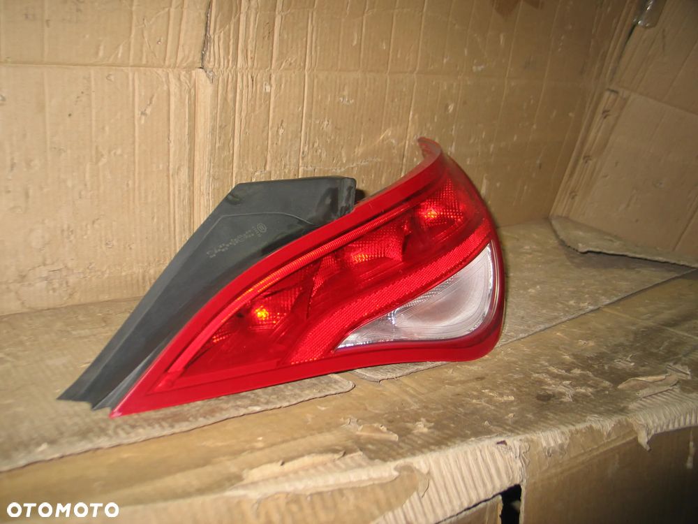 lampa tyl tylna mercedes CLA C117 W117 A1179061800 oryginal - 5