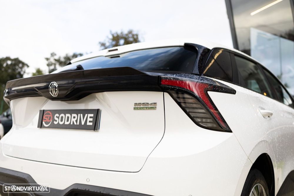 MG MG4 51 kWh Standard - 18