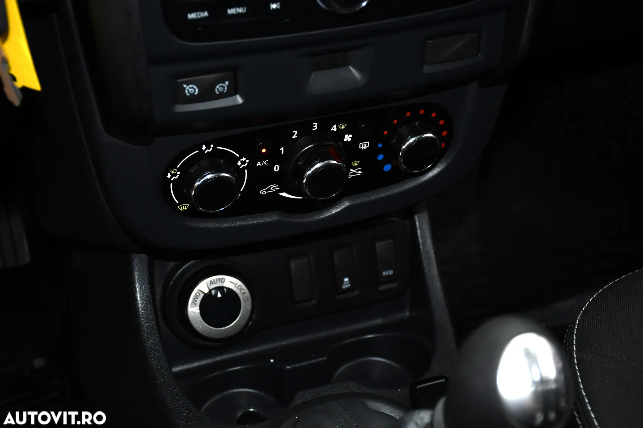 Dacia Duster dCi 110 FAP 4x4 Laureate - 9