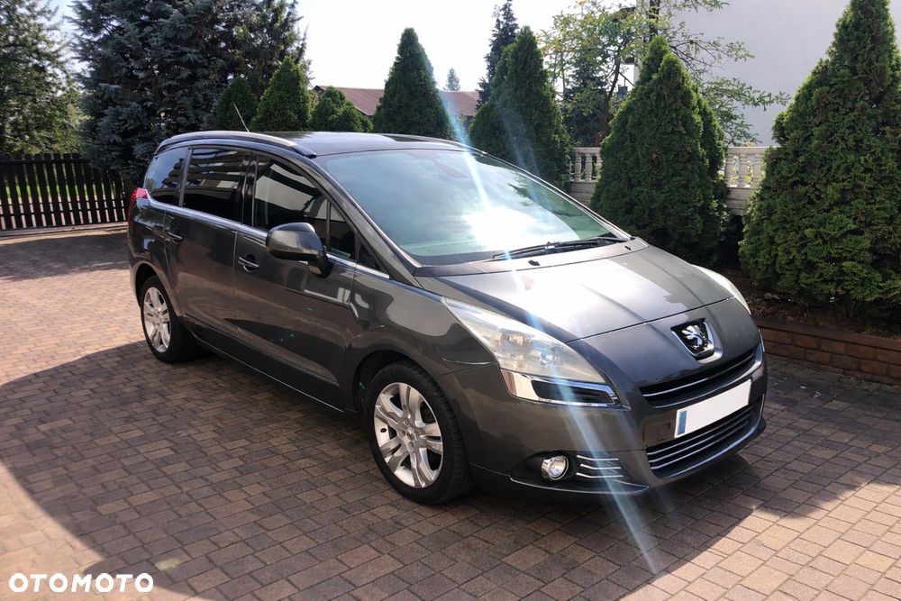 Peugeot 5008 1.6 HDi Premium - 1