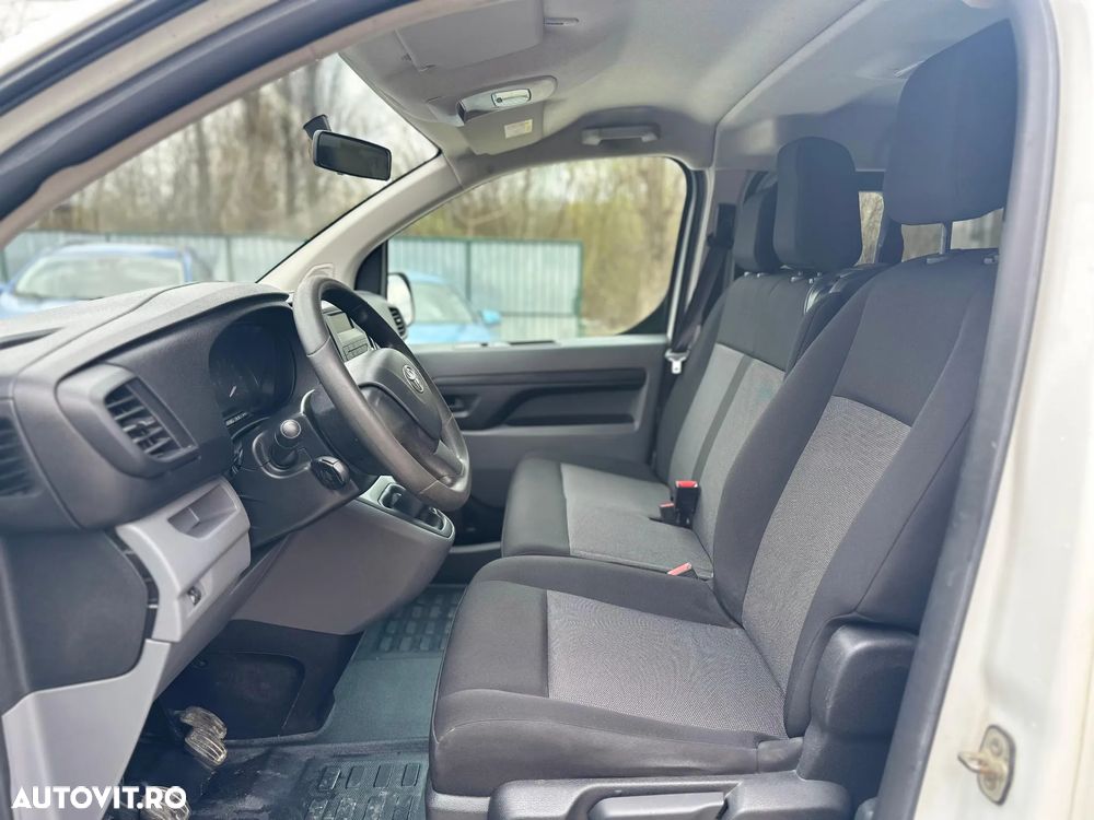 Toyota Proace 1.5 D-4D 120CP 8+1 L2H1 Base+ - 11