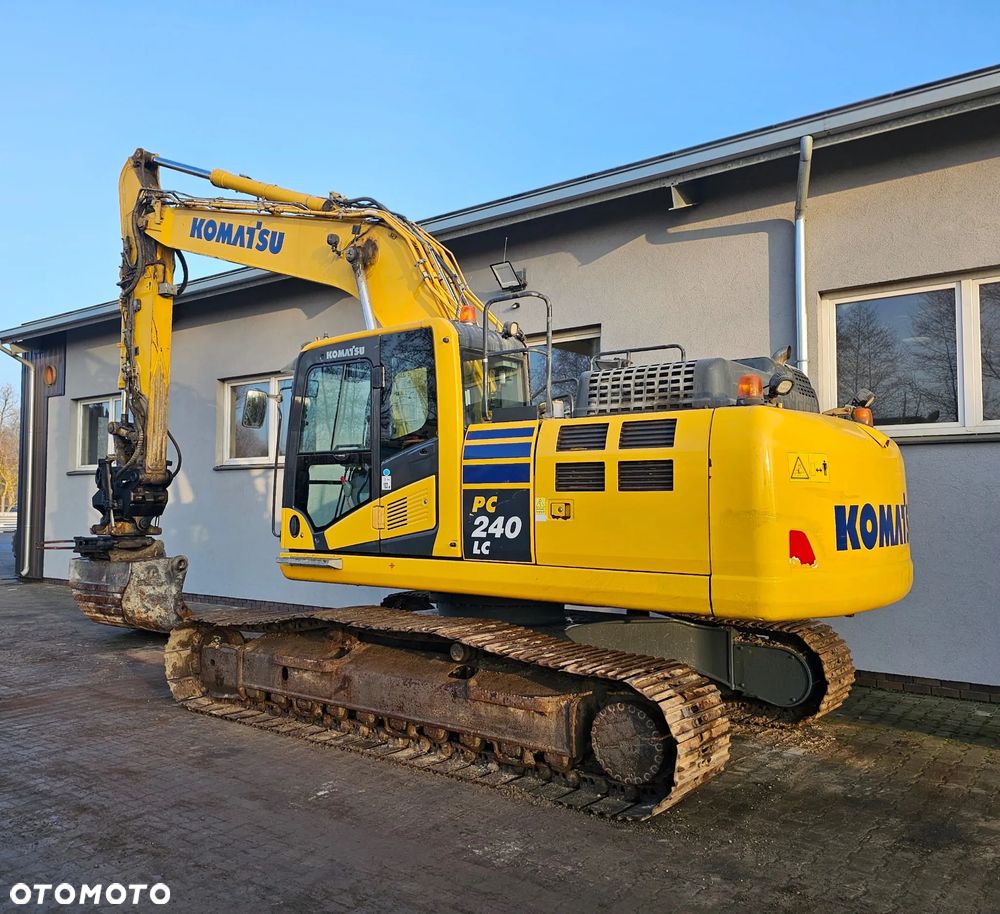 Komatsu PC240LC-11 - 4