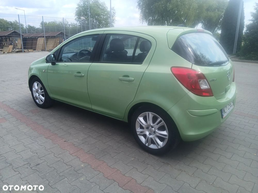 Opel Corsa 1.4 16V Innovation 110 Jahre - 16